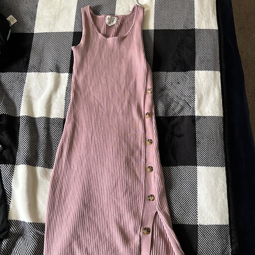 Cute tight fitting pink long dress